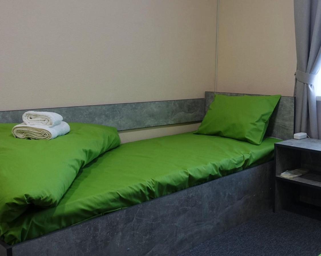 Green Cost Boryspil Bagian luar foto